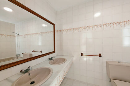 27e68bde467f1d648602c657ab295e33 - 11