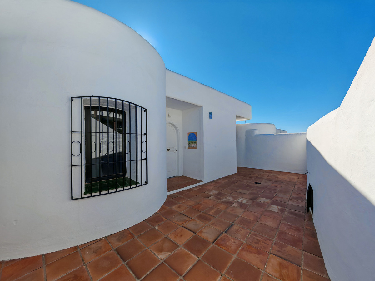 27e68bde467f1d648602c657ab295e33 - 16