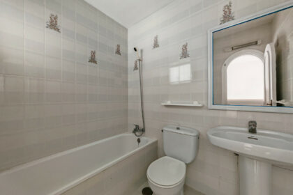 27e68bde467f1d648602c657ab295e33 - 9