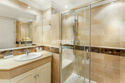 28d78fca51bc10de57eca74b88bf2cd0 - 7