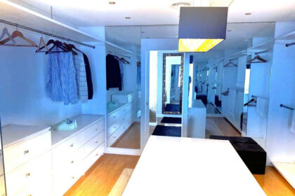 294f9a883c31f05bfa9ddc75c9a68af5 - 19