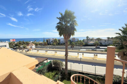 2a10d1a7e8e3e8ea899583d8c1a78874 - 27