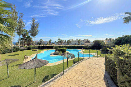 2a10d1a7e8e3e8ea899583d8c1a78874 - 41