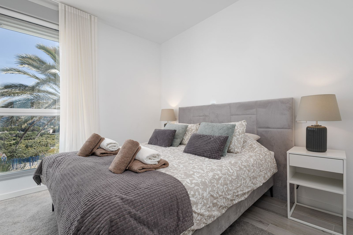 2a1d9b3bc82d0d8ceb7492a5e8b253ce - 10