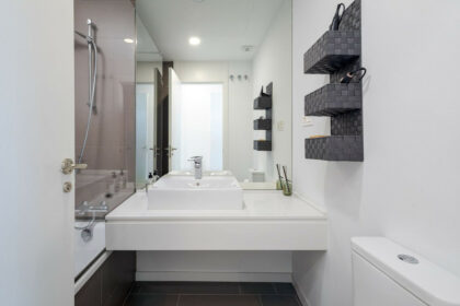 2a1d9b3bc82d0d8ceb7492a5e8b253ce - 12