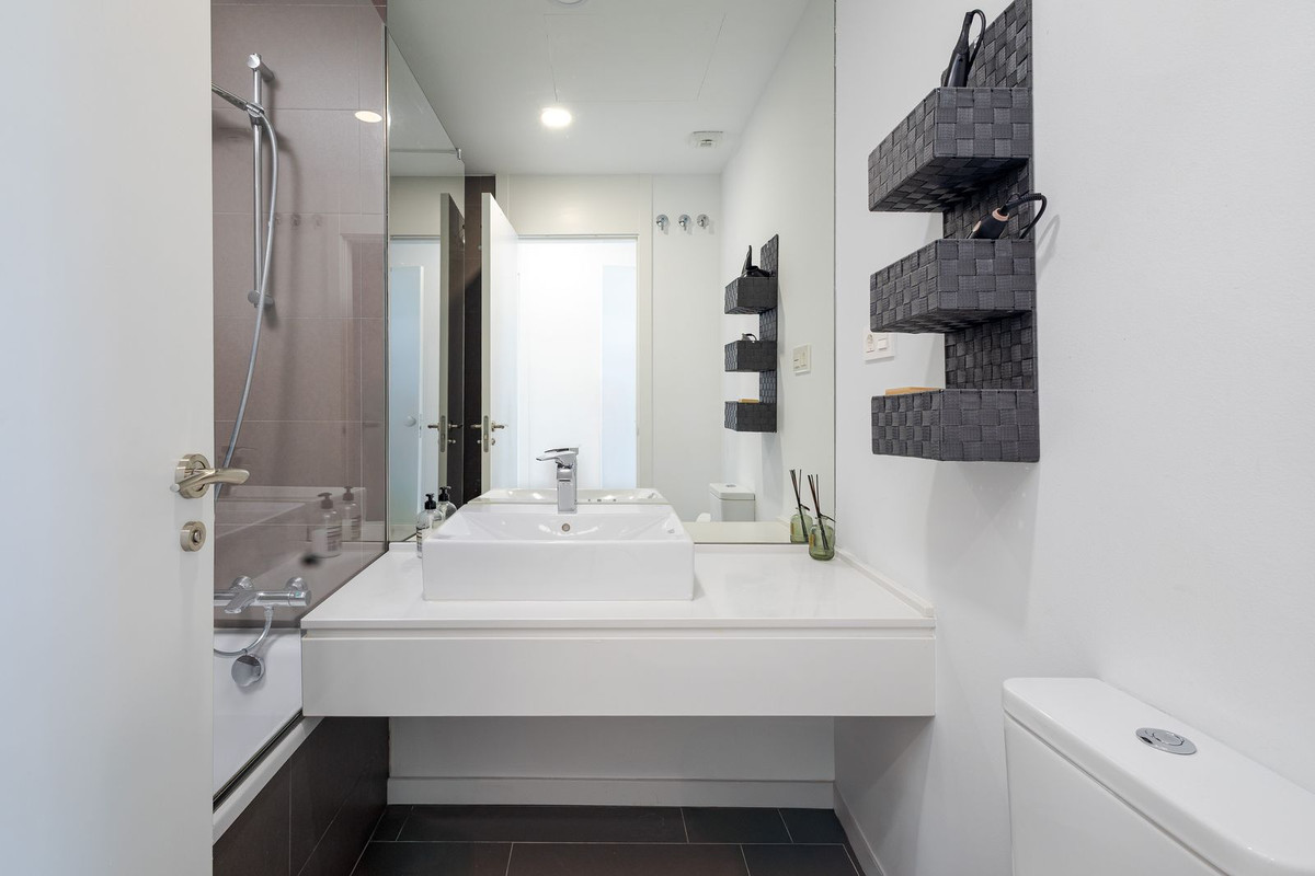 2a1d9b3bc82d0d8ceb7492a5e8b253ce - 12