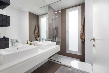 2a1d9b3bc82d0d8ceb7492a5e8b253ce - 16