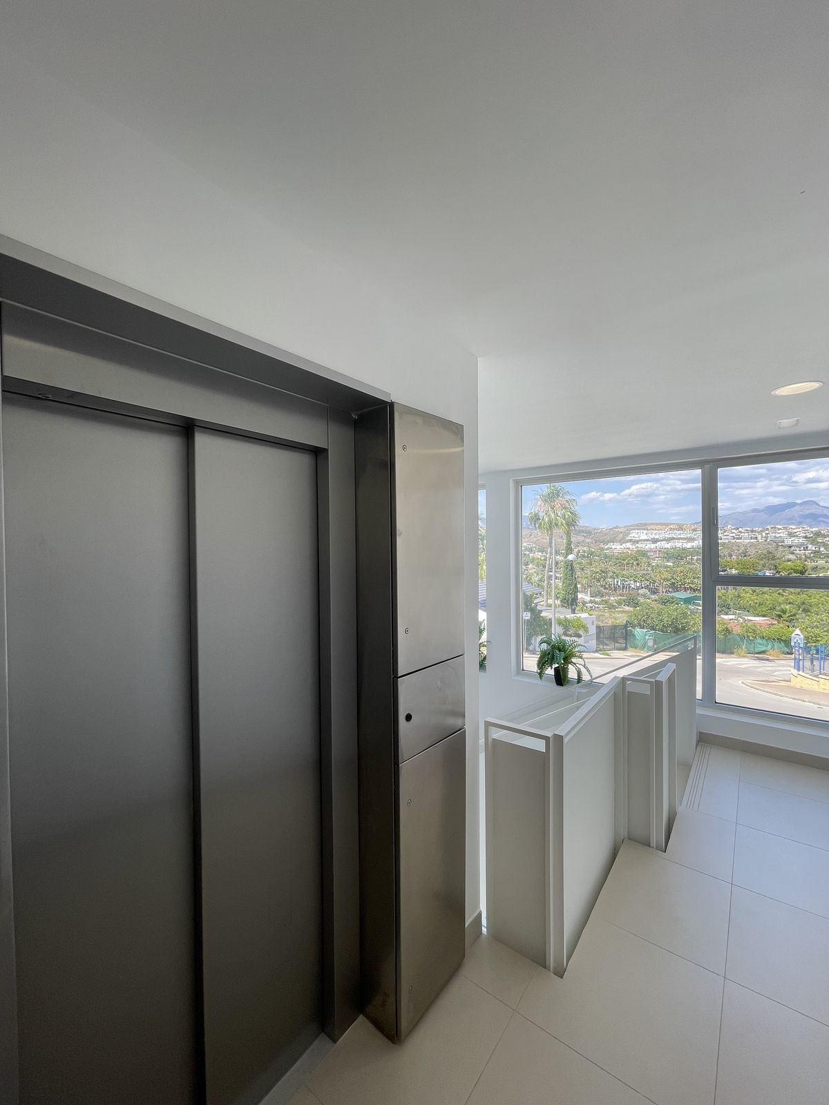 2a1d9b3bc82d0d8ceb7492a5e8b253ce - 19