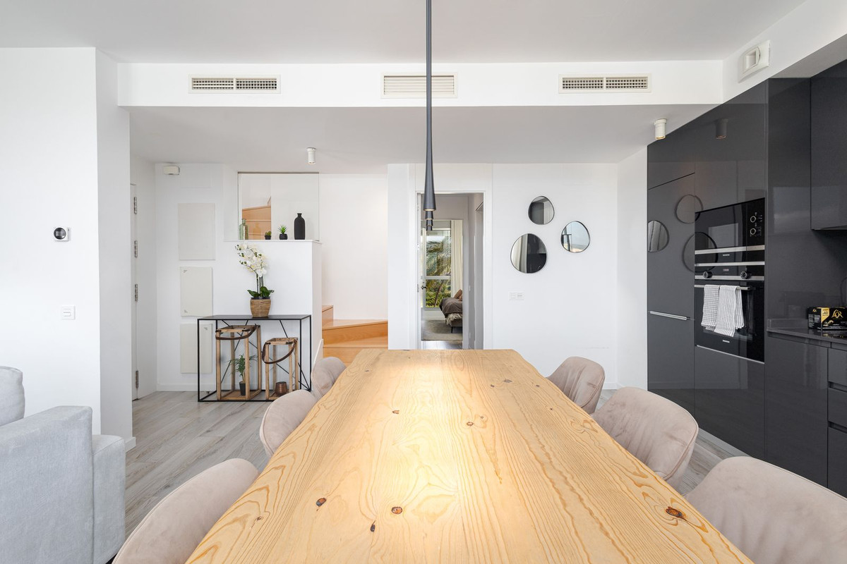 2a1d9b3bc82d0d8ceb7492a5e8b253ce - 9