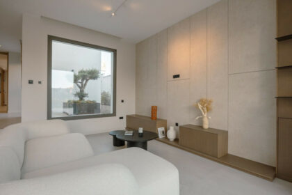 2b48eba3502a1230da2e173c87a10c4c - 79