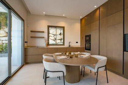 2b48eba3502a1230da2e173c87a10c4c - 85