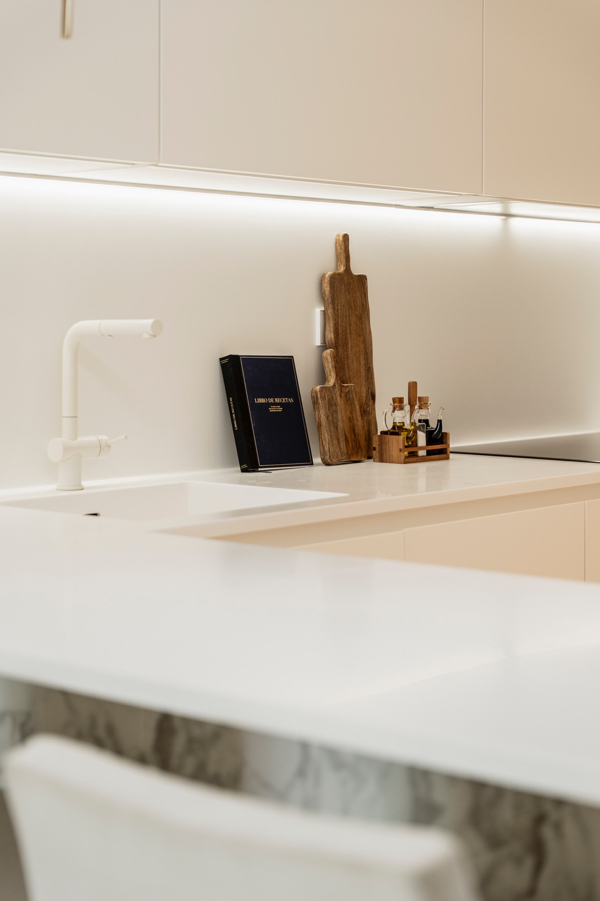 2c34936c3435110a5b105e37c4beb3f1 - 13