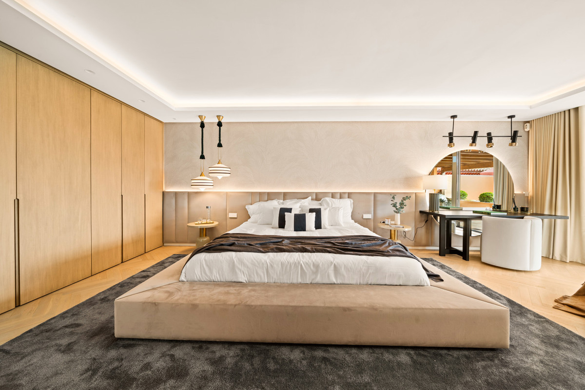 2c34936c3435110a5b105e37c4beb3f1 - 24