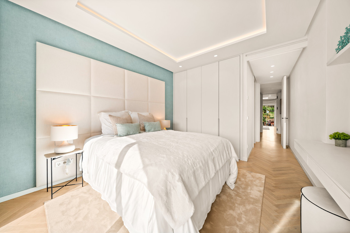 2c34936c3435110a5b105e37c4beb3f1 - 33