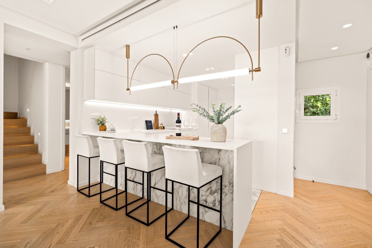 2c34936c3435110a5b105e37c4beb3f1 - 9