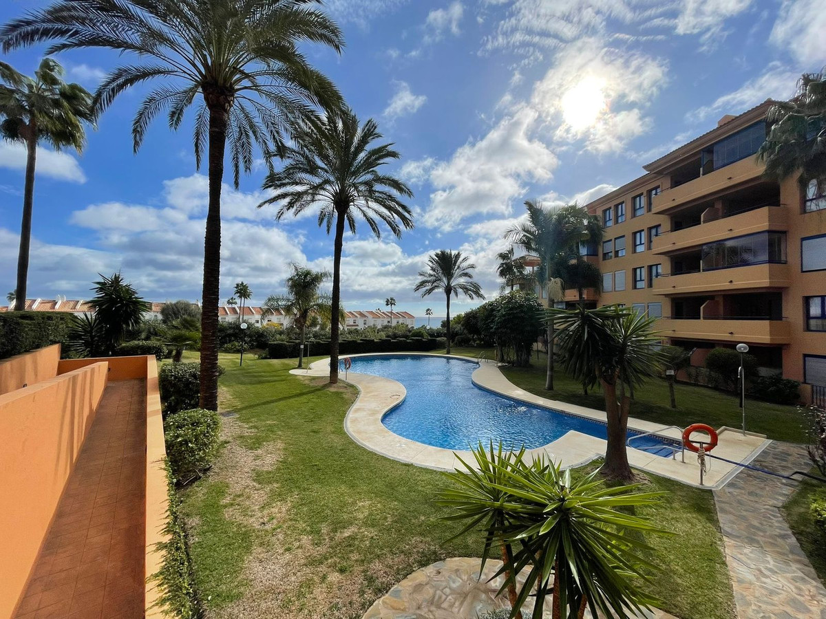 2c3979b80ae433c8aef9f50afd881794 - 33