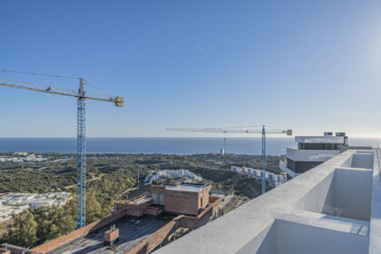 2c3d3654401a848f84326801a799839c - 1