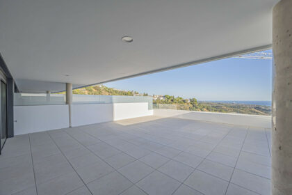 2c3d3654401a848f84326801a799839c - 11