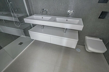 2c3d3654401a848f84326801a799839c - 14