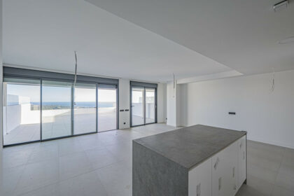 2c3d3654401a848f84326801a799839c - 8