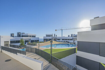 2c3d3654401a848f84326801a799839c - 9