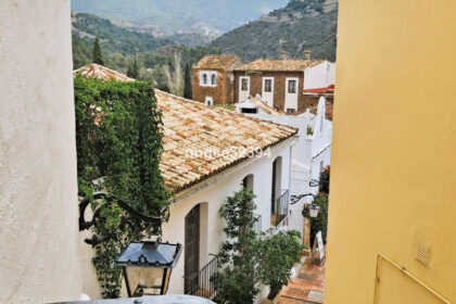 302676d131cbf5e99fbf186d89b78910 - 12