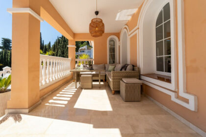 305aa6e16d856d682c90bcf771bdd804 - 11