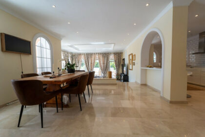 305aa6e16d856d682c90bcf771bdd804 - 38