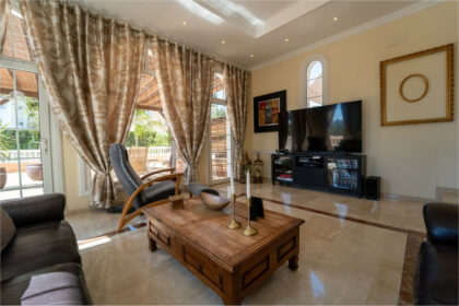 305aa6e16d856d682c90bcf771bdd804 - 47