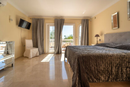 305aa6e16d856d682c90bcf771bdd804 - 68