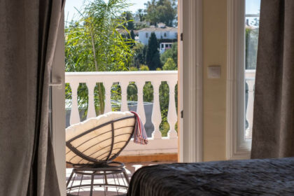 305aa6e16d856d682c90bcf771bdd804 - 70