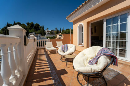 305aa6e16d856d682c90bcf771bdd804 - 72