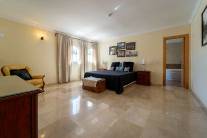 305aa6e16d856d682c90bcf771bdd804 - 76