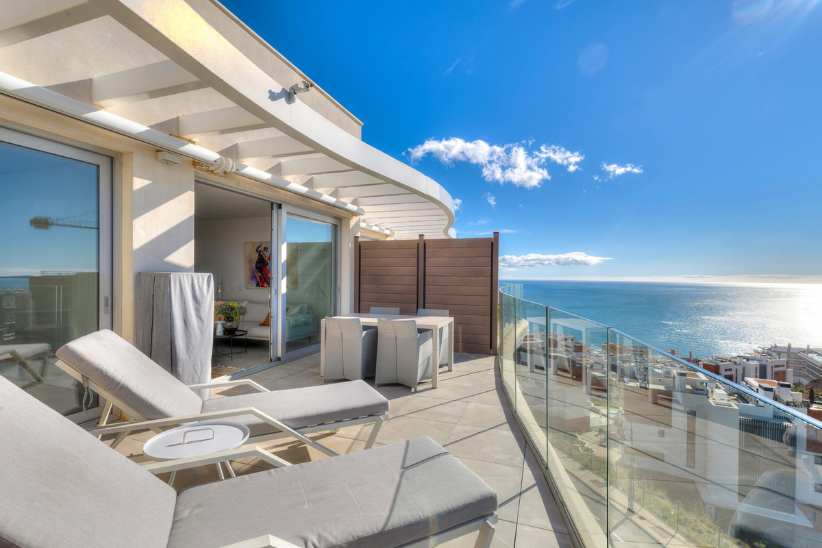 314d8c4364489f5c4de6b0580141c757 - 1