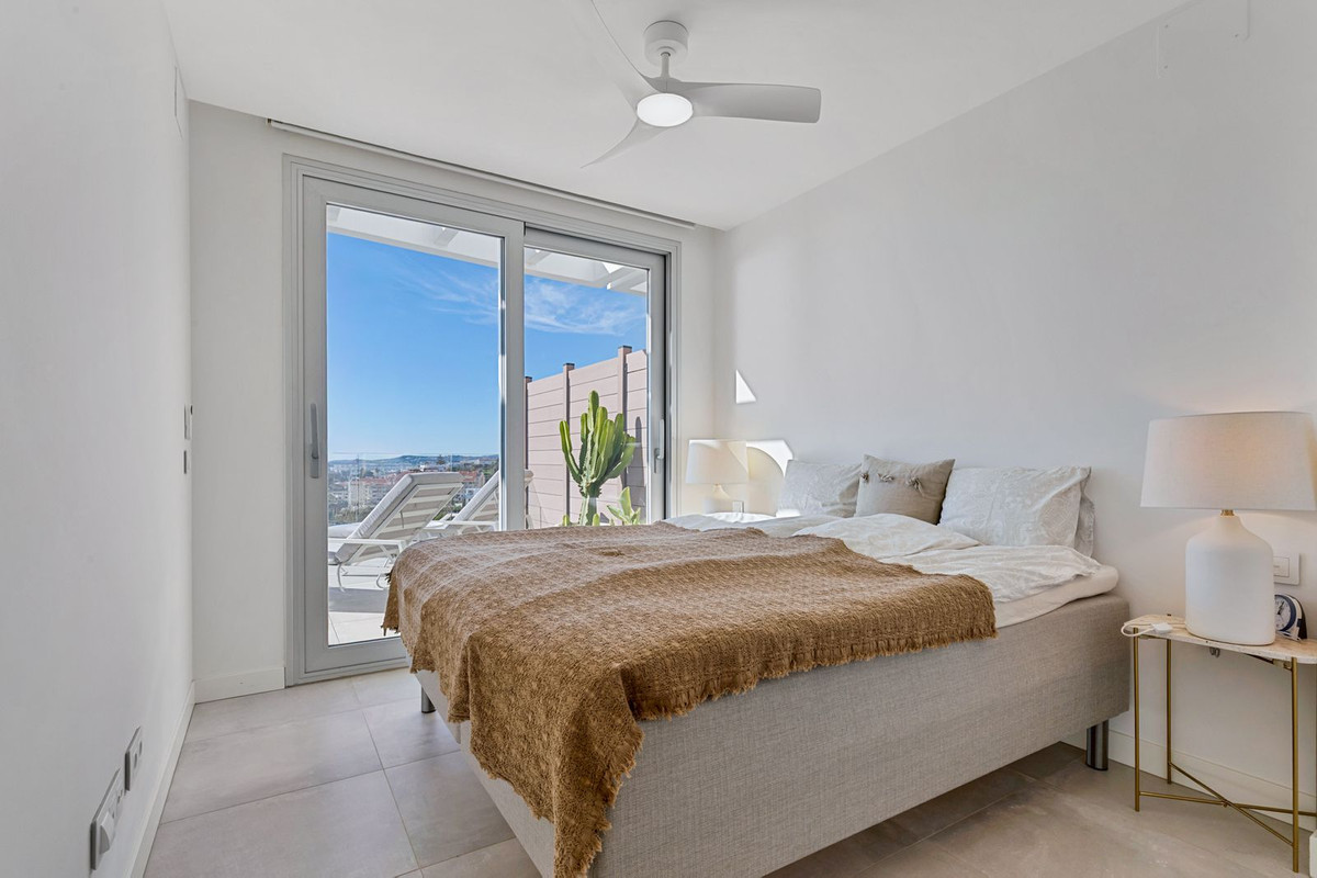 314d8c4364489f5c4de6b0580141c757 - 18