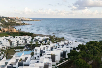 322eedc62d364ff5a6ec9f0c6c3c98cf - 55