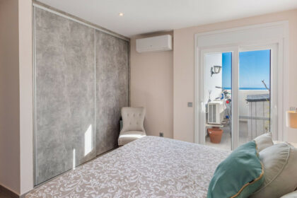 325f709f6193fec97862d79989f5758e - 14