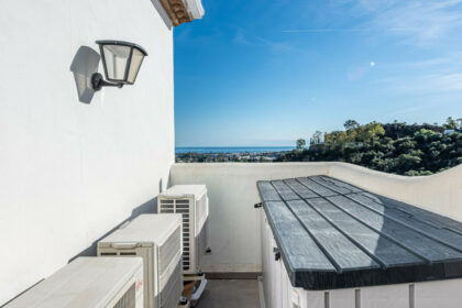 325f709f6193fec97862d79989f5758e - 16