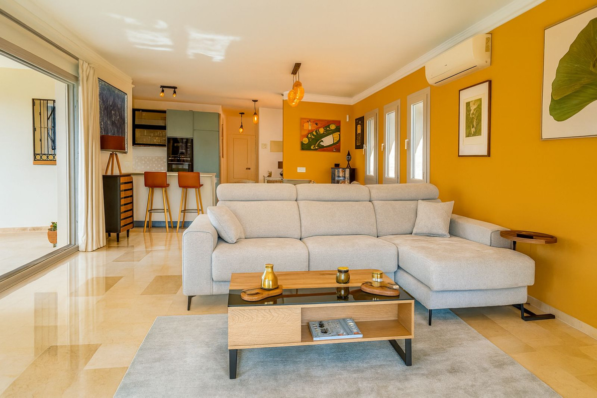 346f99cf6159e1cbd0f9d2ec5284dd8b - 24