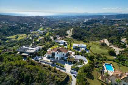 35ad78476ba35c5c7198f3bff56ca27a - 46