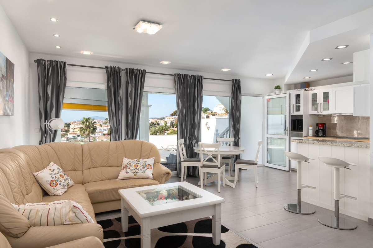 373aa4900154e773058d7e50f591cc20 - 15