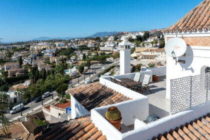 373aa4900154e773058d7e50f591cc20 - 24