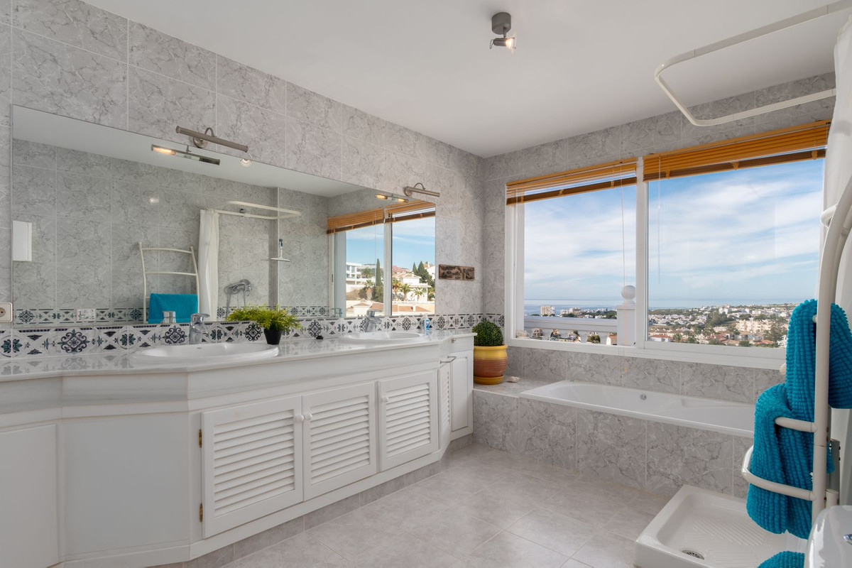 373aa4900154e773058d7e50f591cc20 - 28