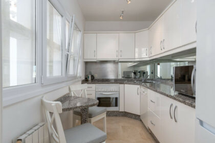 373aa4900154e773058d7e50f591cc20 - 29