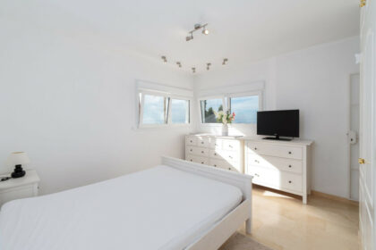 373aa4900154e773058d7e50f591cc20 - 30