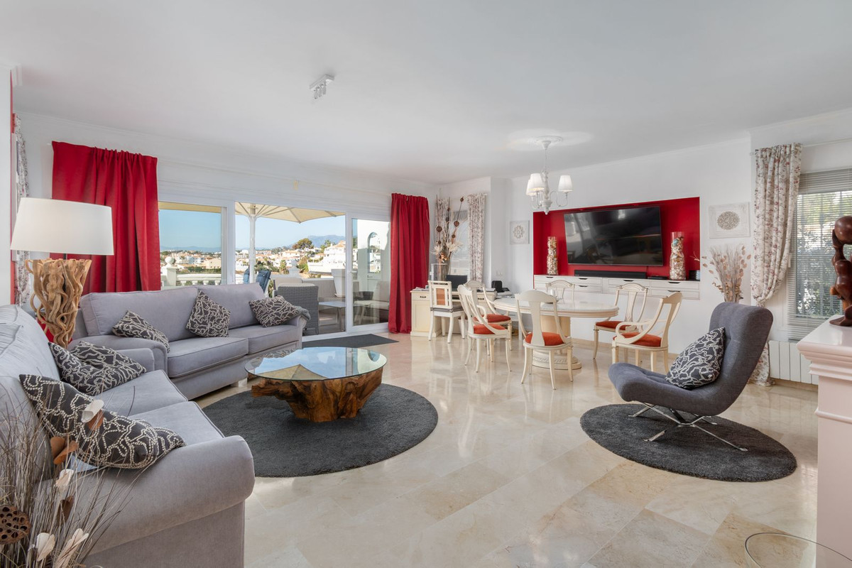 373aa4900154e773058d7e50f591cc20 - 8