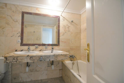 37e30b86ac826ad776f29497ac490c43 - 21