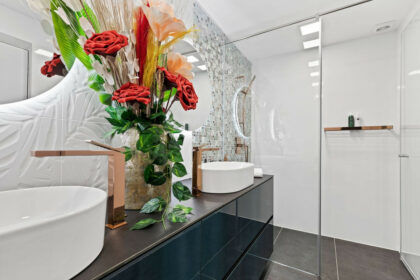 384abdd75c36b8103cb05f2d04fe055f - 25