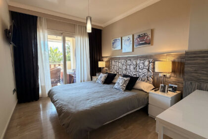 389408b4a25b29e3e989760f6ced8012 - 11