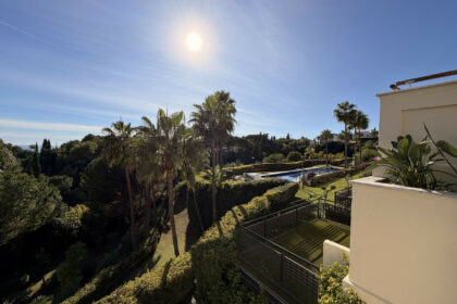 389408b4a25b29e3e989760f6ced8012 - 16